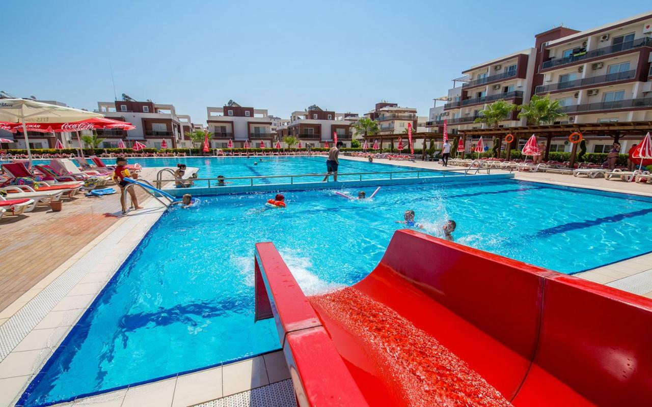 Long Beach Holiday Apartments Trikomo Екстер'єр фото