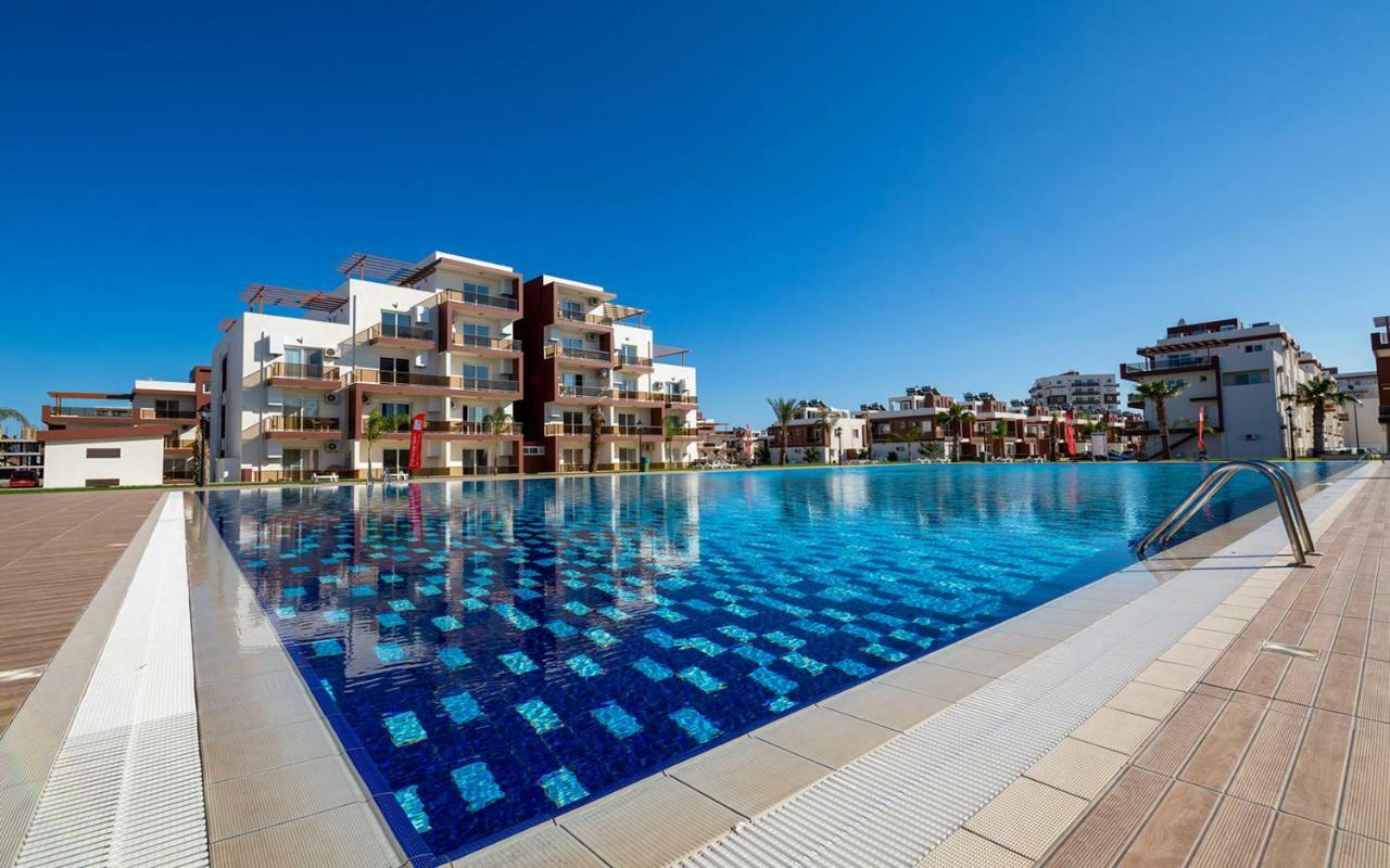 Long Beach Holiday Apartments Trikomo Екстер'єр фото