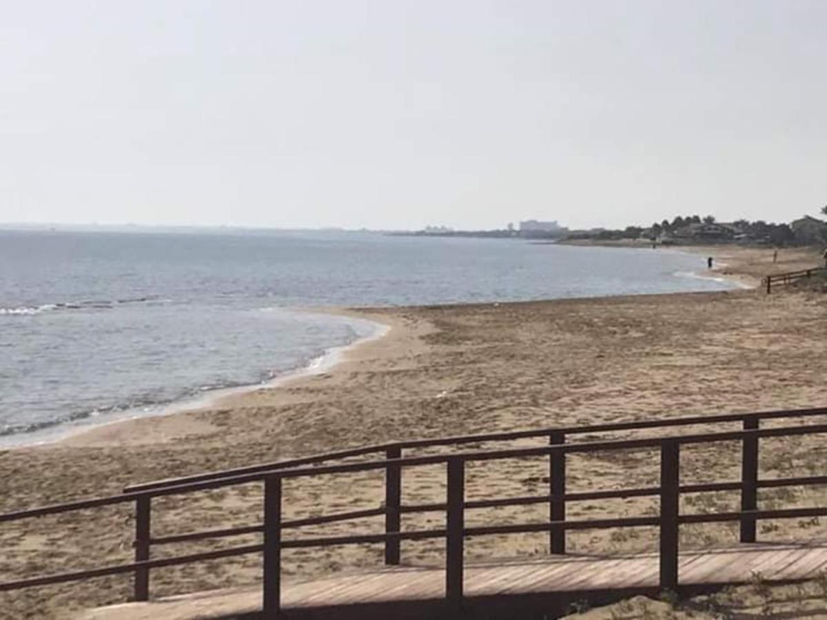 Long Beach Holiday Apartments Trikomo Екстер'єр фото